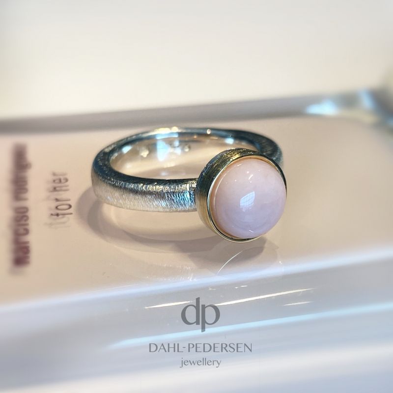 Pink Pillow Ring
